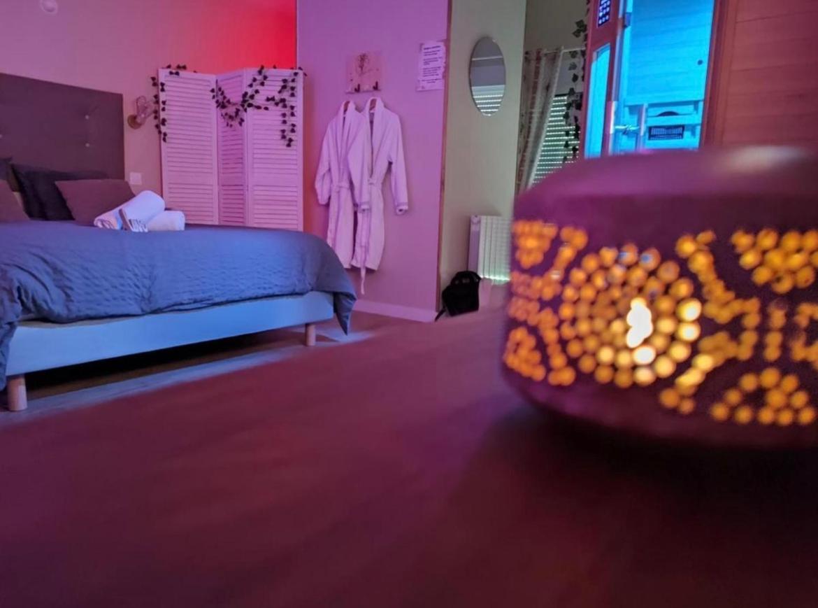 Le Cocoon D'Emy Bed and Breakfast Louvetot Εξωτερικό φωτογραφία